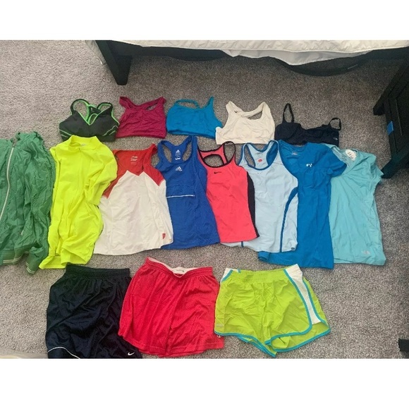 16 pc lot! Nike, Under Armour, Addidas, North Face - Picture 2 of 5